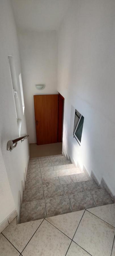 Apartmani Matela Petrcane Buitenkant foto