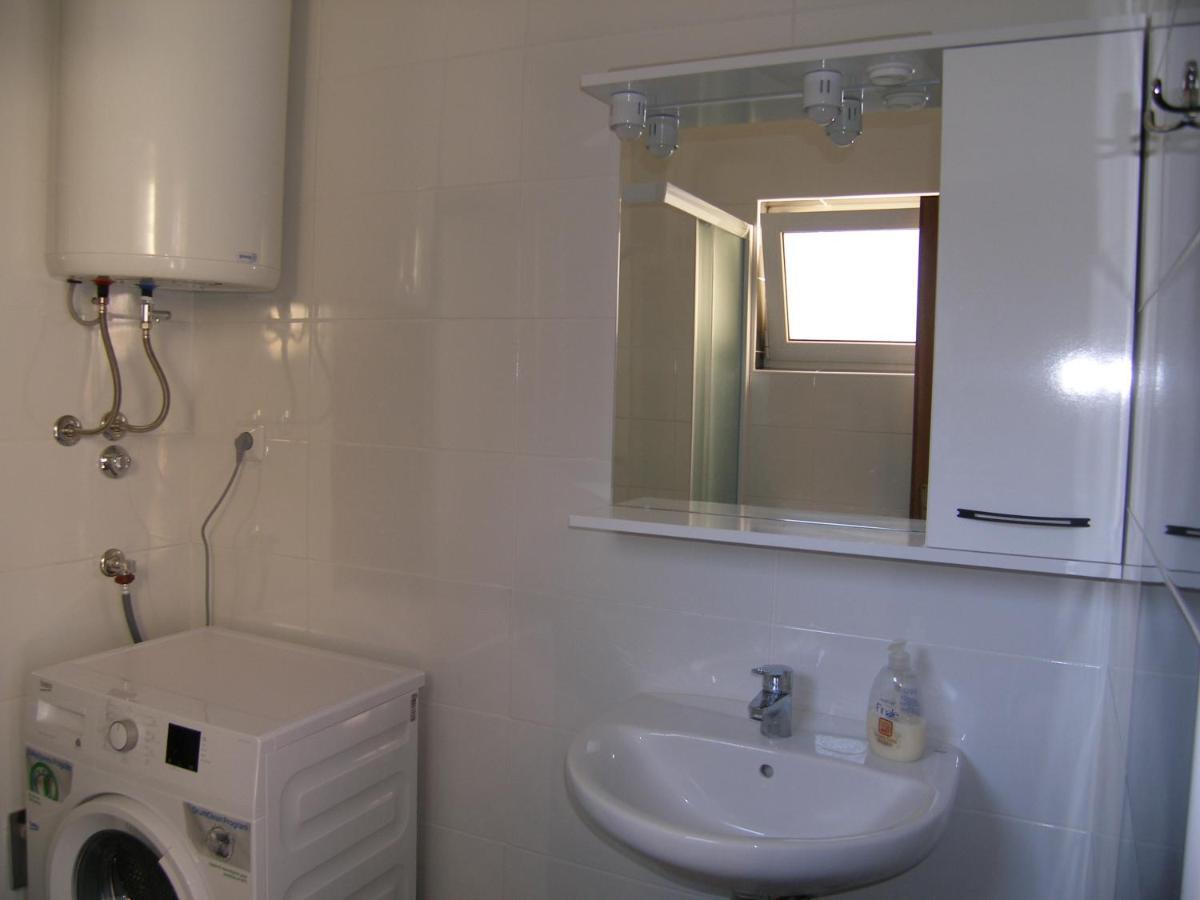 Apartmani Matela Petrcane Buitenkant foto